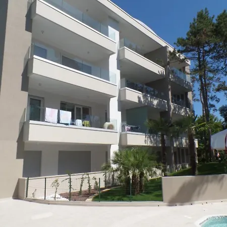 Apartment Brand-new Residential Complex With Shared Pool *